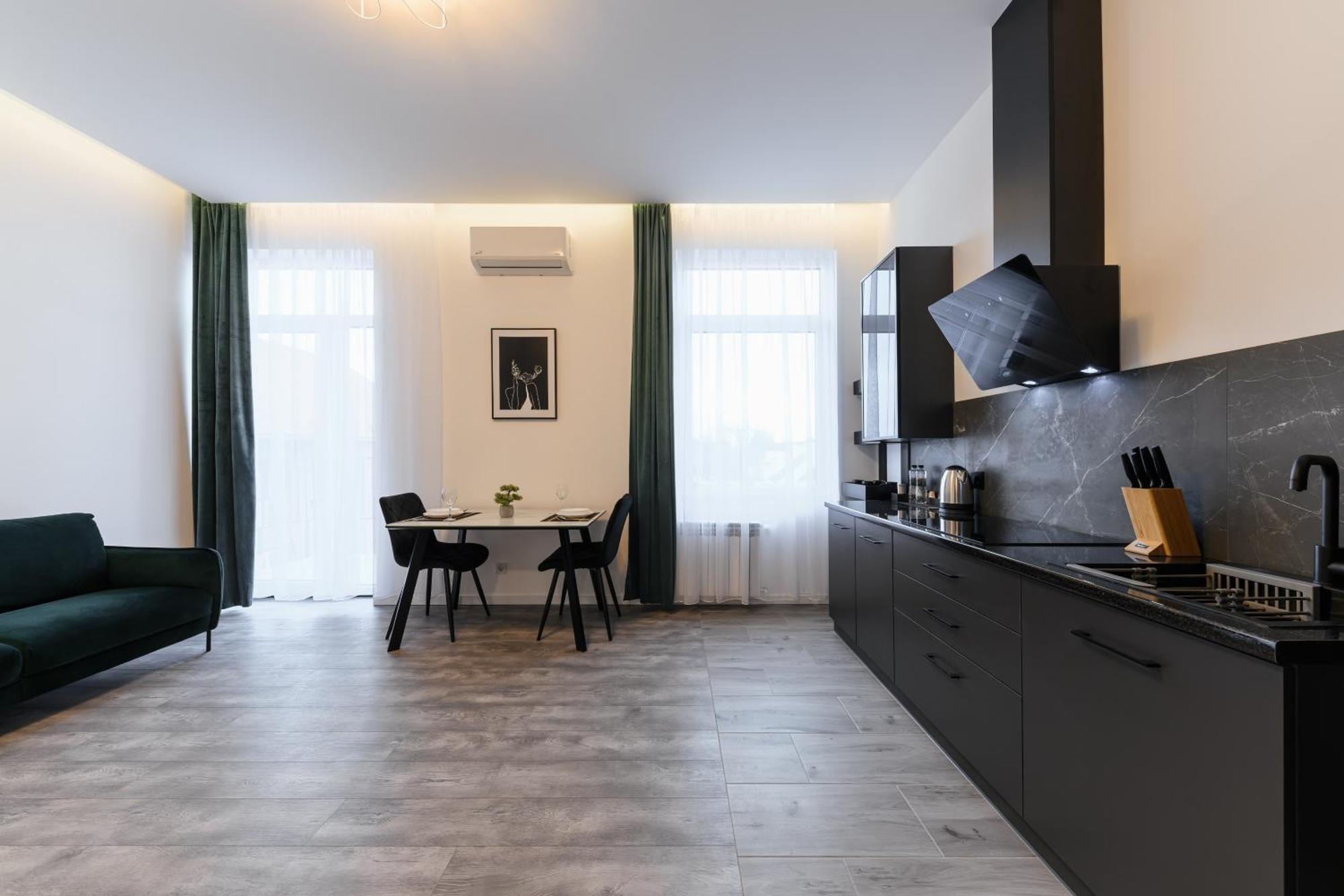 Luxury Apartments Laborca Uschhorod Exterior foto