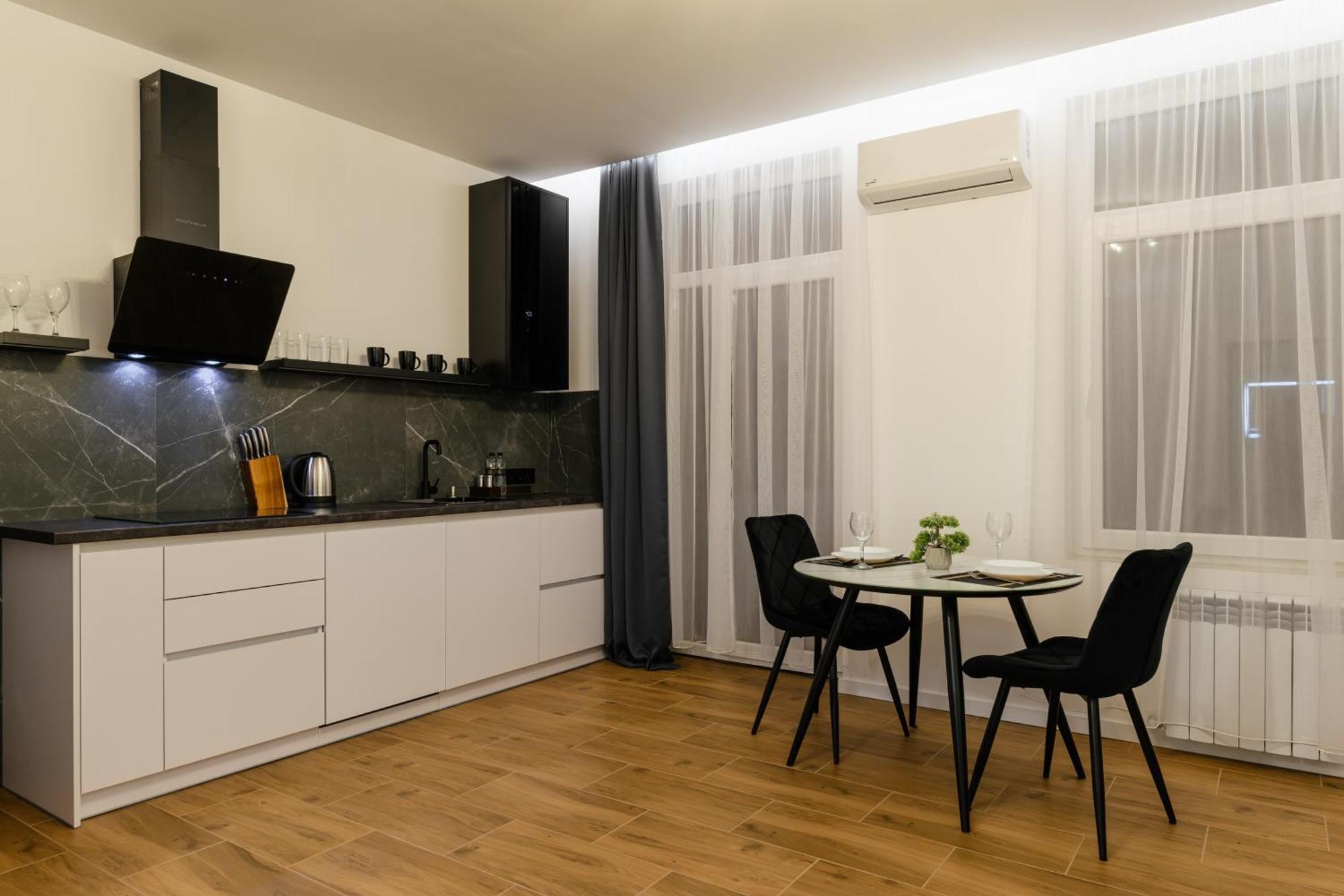 Luxury Apartments Laborca Uschhorod Exterior foto