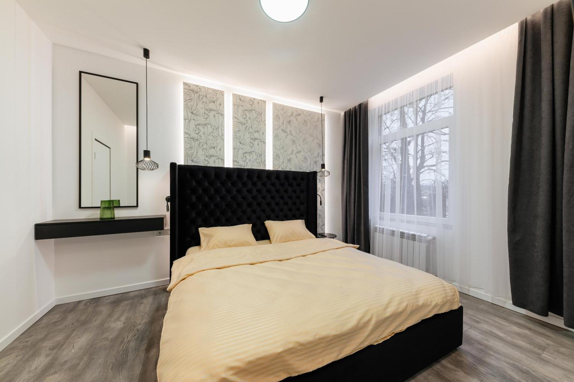 Luxury Apartments Laborca Uschhorod Exterior foto