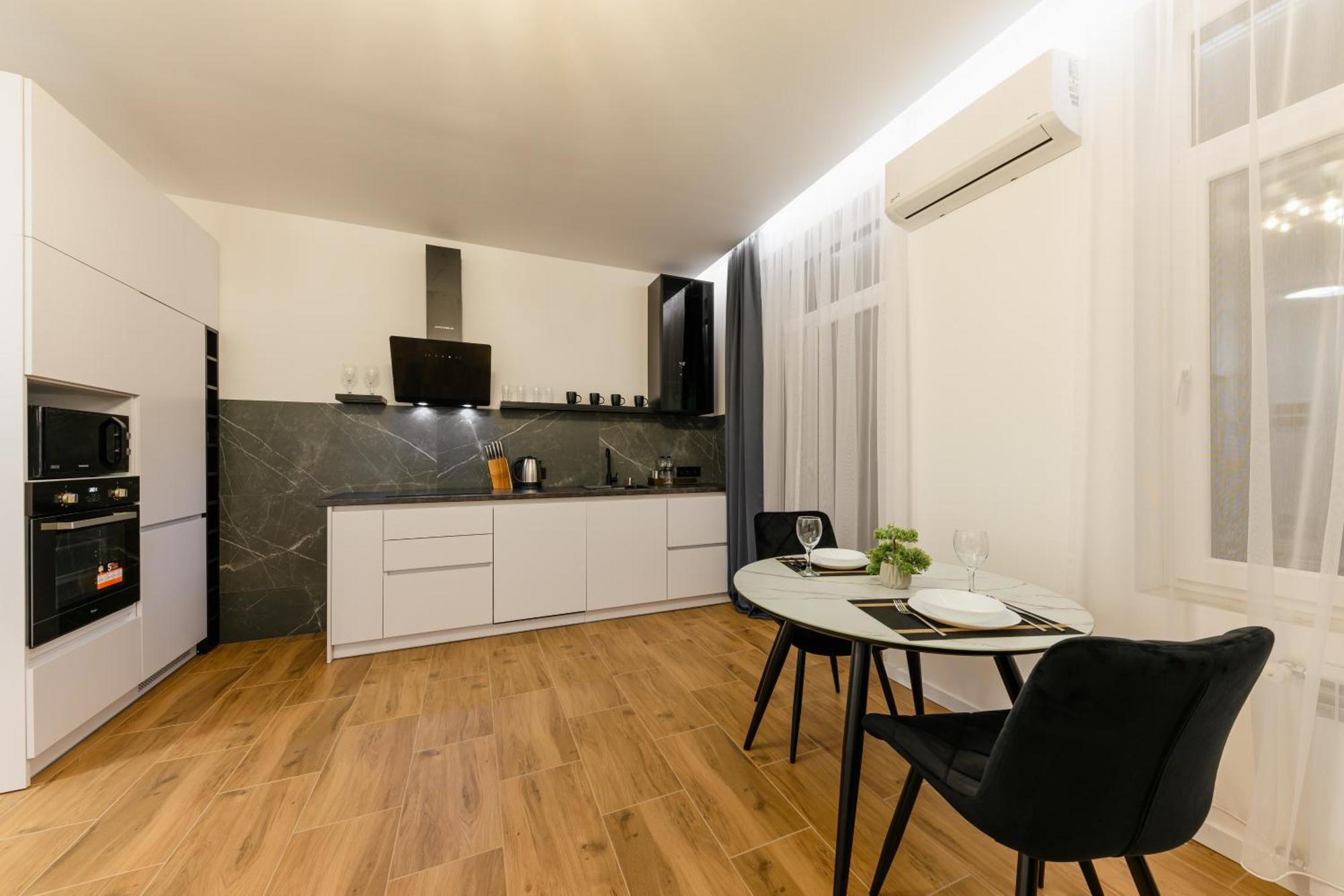 Luxury Apartments Laborca Uschhorod Exterior foto